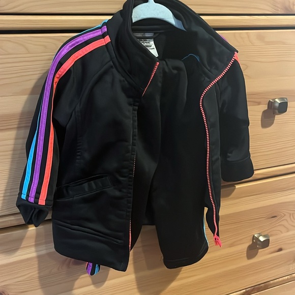 Adidas back track suit set in black with coral zipper - Picture 6 of 6